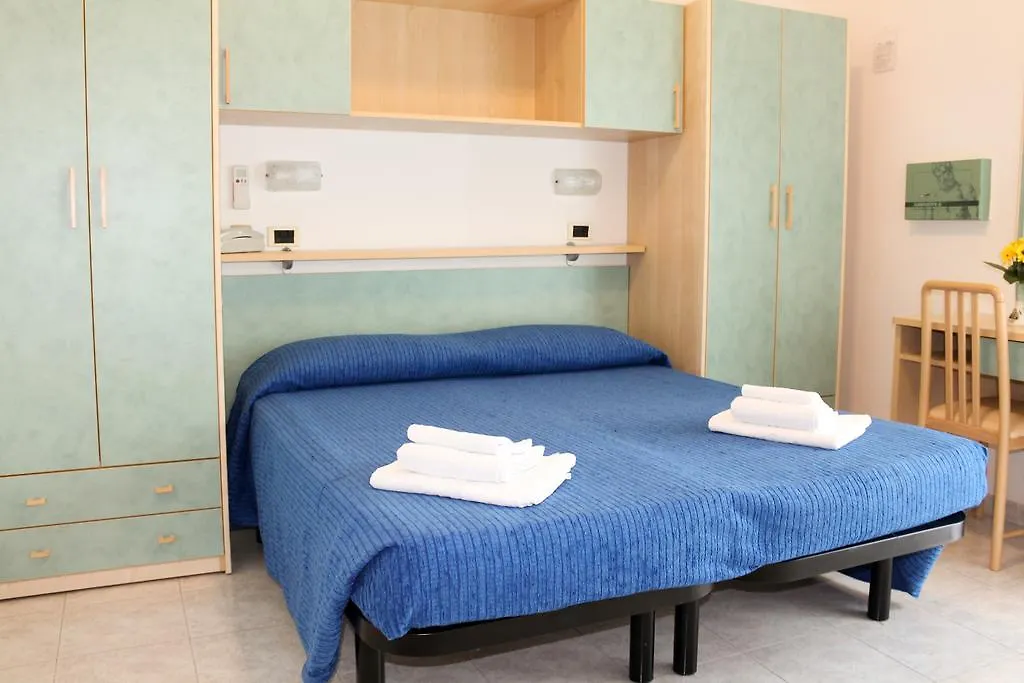 Hotel Buda Bellaria-Igea Marina 3*,