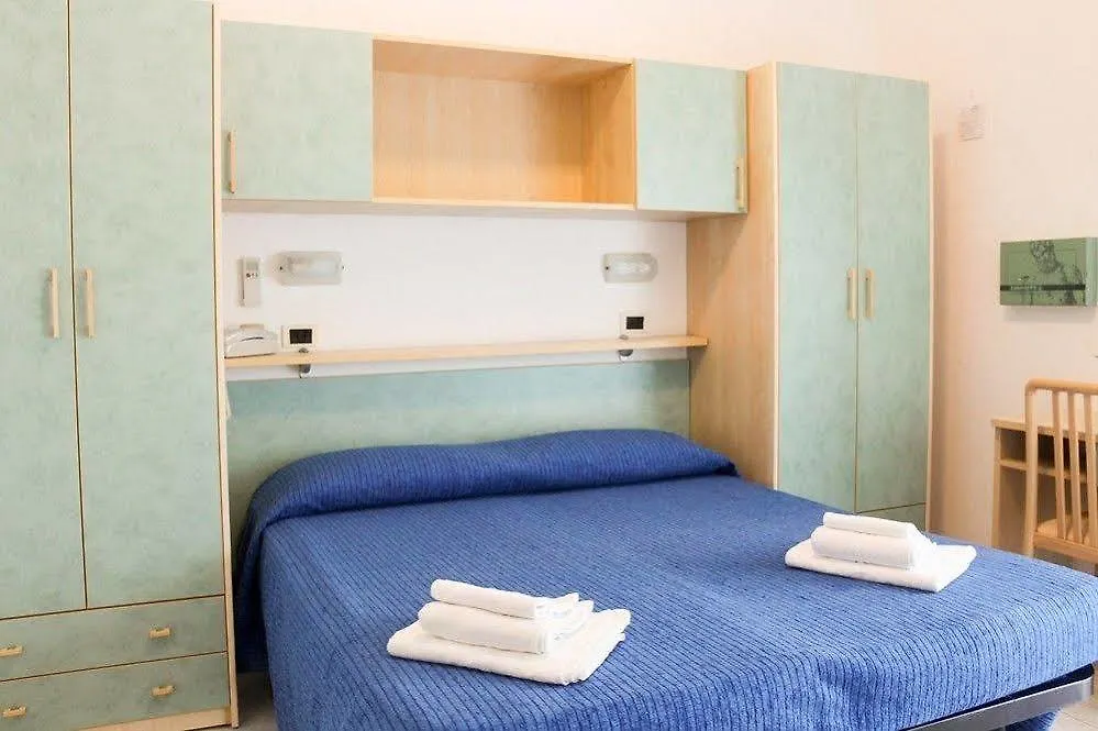 Hotel Buda Bellaria-Igea Marina 3*,
